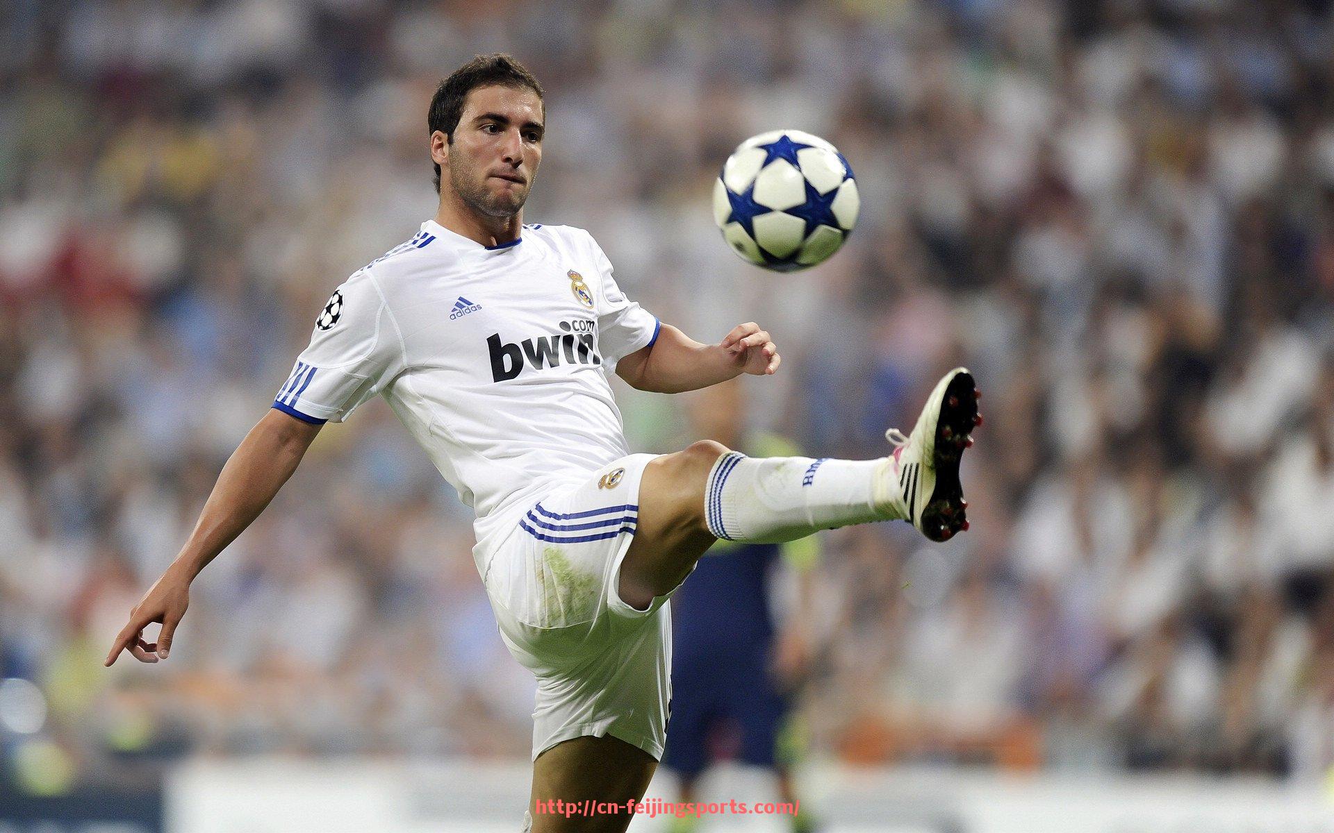 飞鲸体育直播-健身器材划船机燃脂效果解析：体育训练燃烧效率分析